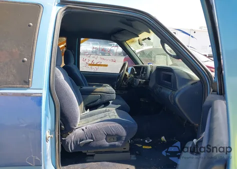 1997 Chevrolet Gmt-400 Hd Fleetside z USA, uszkodzony, nr VIN 1GCGC29R2VE158238